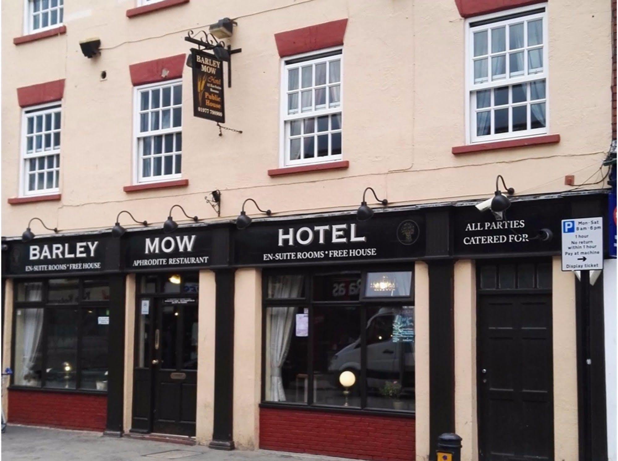 Barley Mow Hotel Pontefract Exterior photo